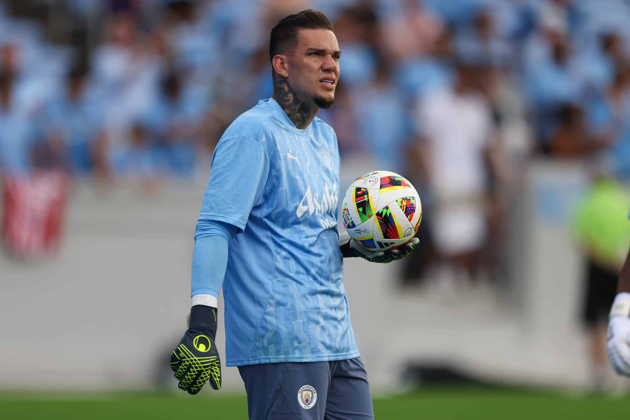 Por que incerteza de Guardiola sinaliza poss&iacute;vel sa&iacute;da de Ederson do Manchester City