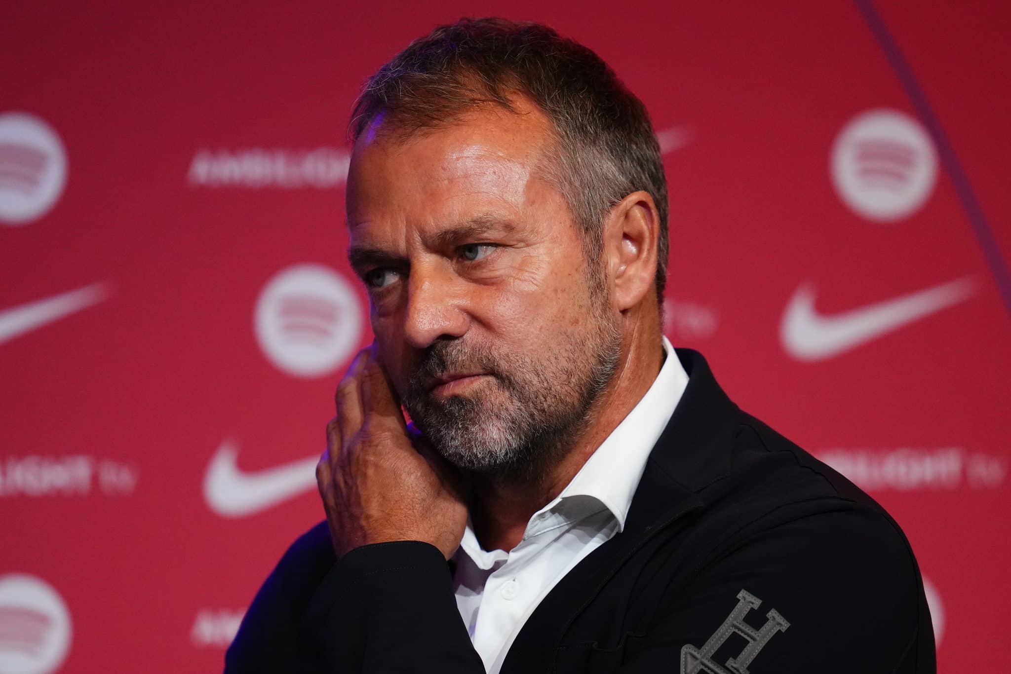 Hansi Flick, novo t&eacute;cnico do Barcelona, espera por refor&ccedil;os para o ataque nesta janela de ver&atilde;o europeu. Foto: Icon Sport