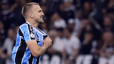 Rodrigo Ely cresce e se torna pilar defensivo de um Gr&ecirc;mio em recupera&ccedil;&atilde;o
