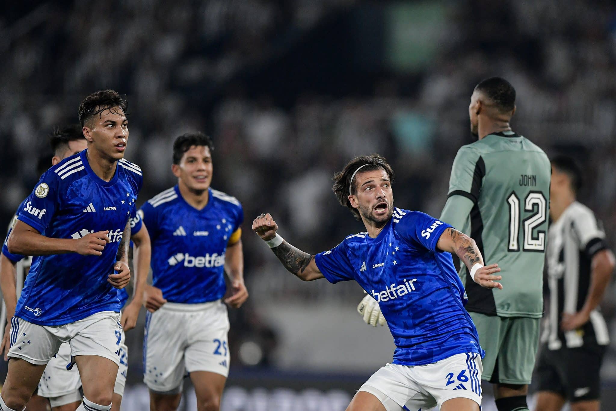 Cruzeiro de Seabra d&aacute; mais uma demonstra&ccedil;&atilde;o de for&ccedil;a ao bater o Botafogo