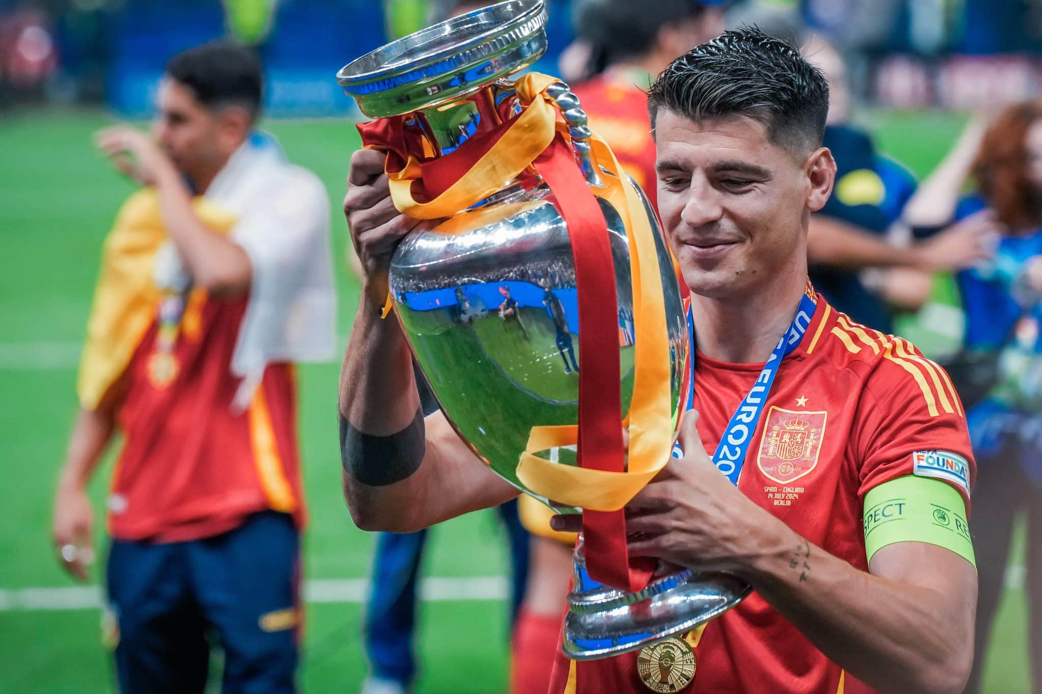 Morata comemorando o t&iacute;tulo da Eurocopa