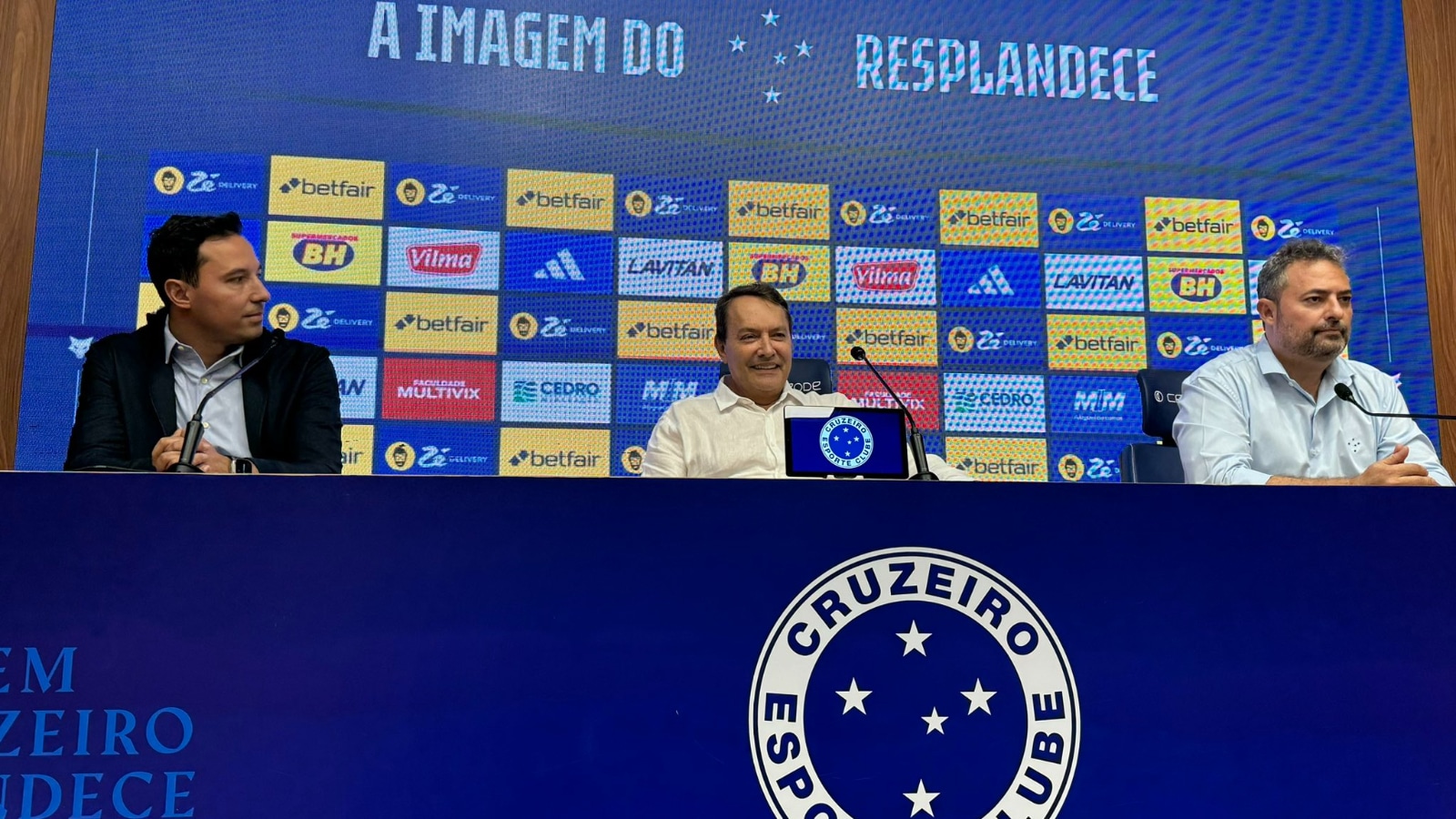 Ap&oacute;s pacot&atilde;o de refor&ccedil;os, Cruzeiro muda posi&ccedil;&atilde;o no mercado; entenda