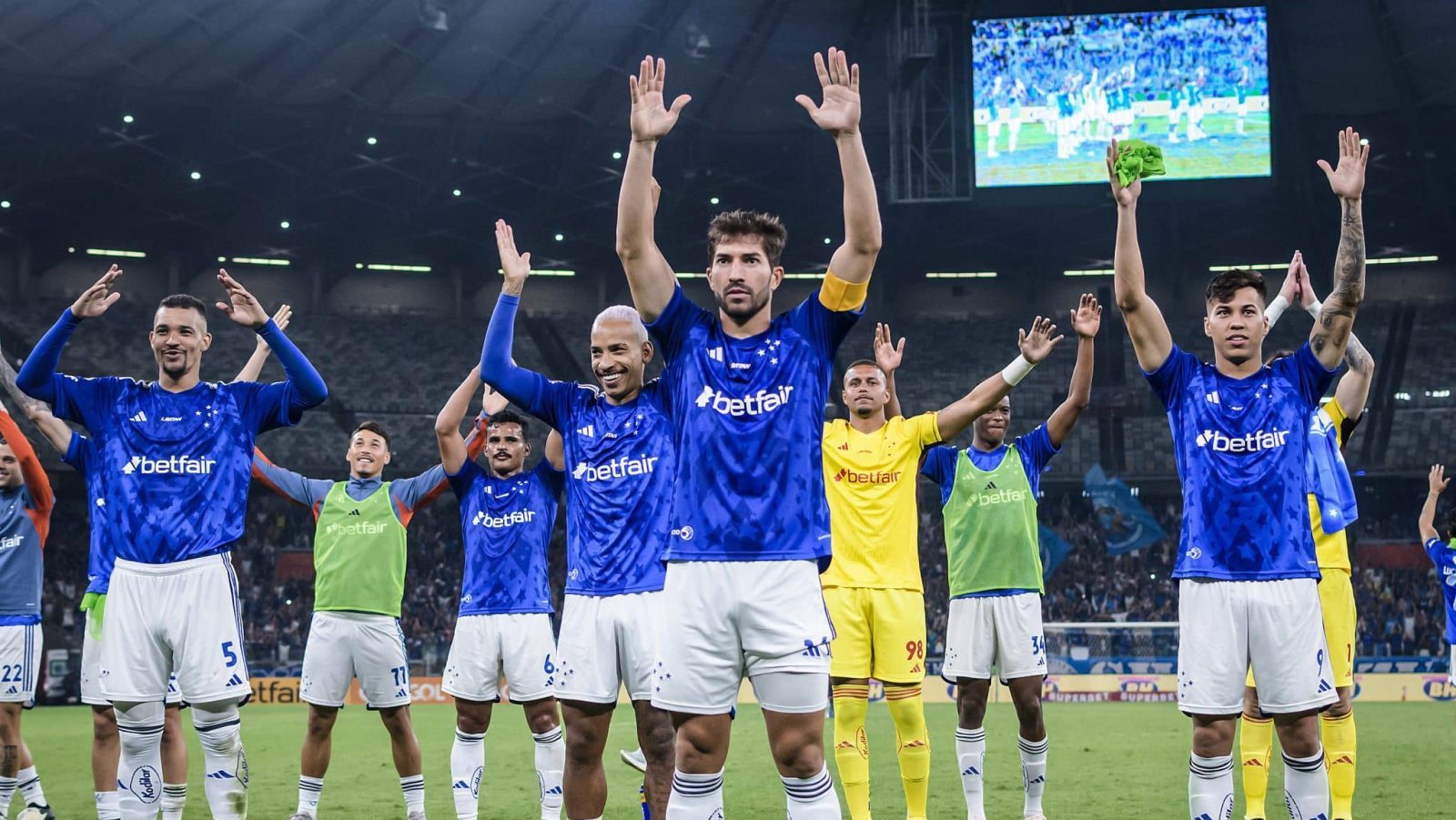 Jogando em casa, Cruzeiro tem, com sobras, o melhor ataque do Brasileir&atilde;o