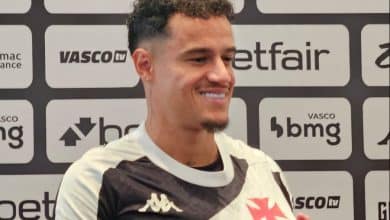 Coutinho quer retribuir ao Vasco e ser refer&ecirc;ncia para outros crias do clube