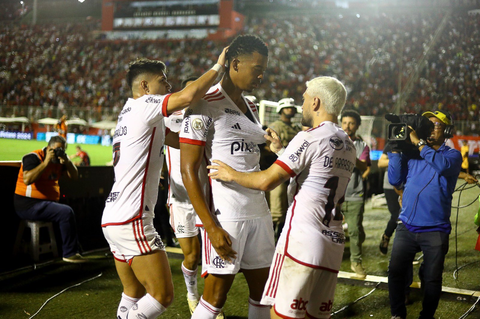 Flamengo chega a 1.200 gols nos pontos corridos e atinge marca hist&oacute;rica no Brasileir&atilde;o