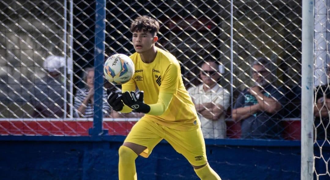 Filho de Eliza Samudio, Bruninho &eacute; dispensado pelo Athletico-PR