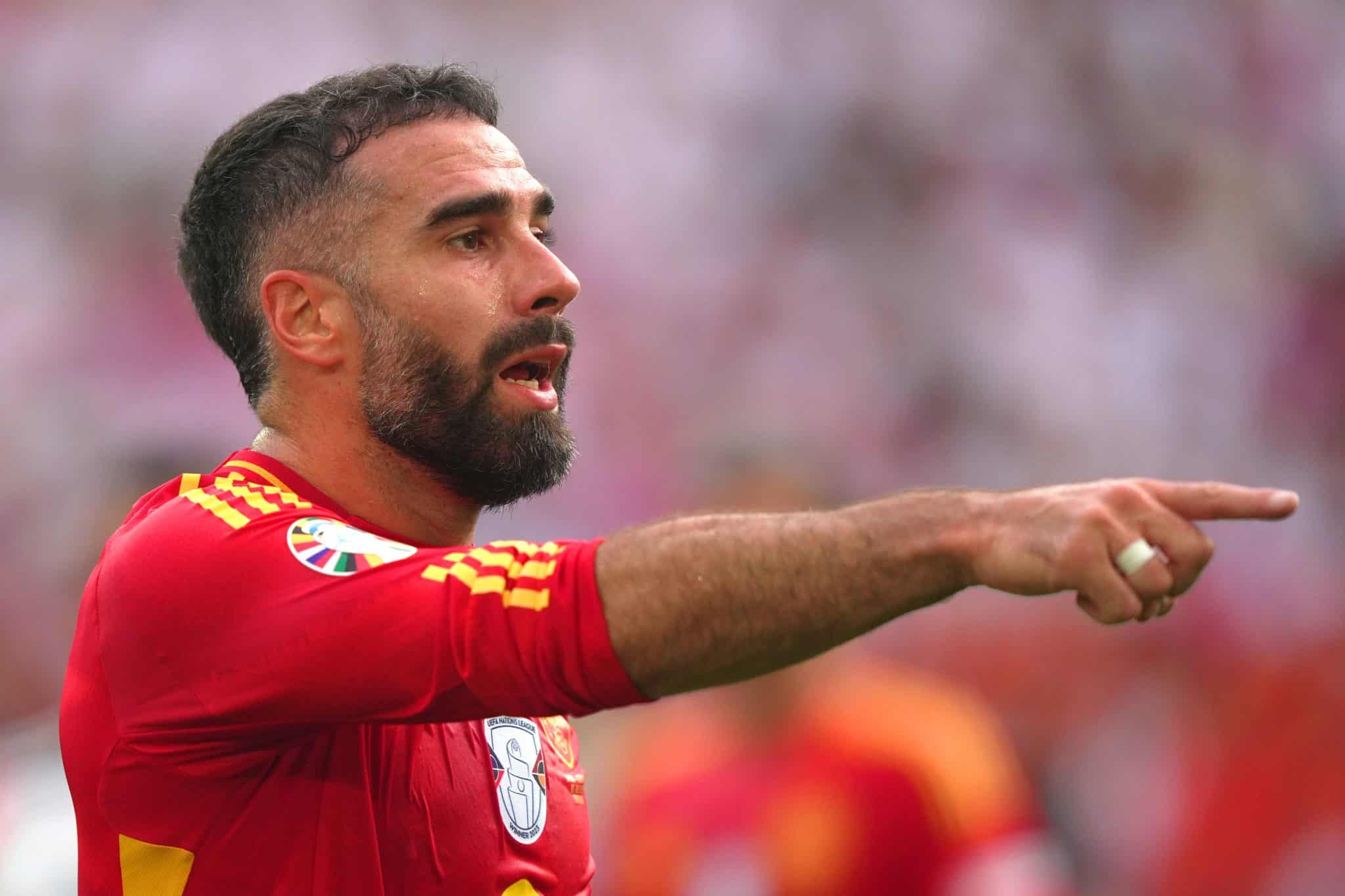 &lsquo;Digo todos os dias para assinar com o Real Madrid&rsquo;: Carvajal faz lobby por companheiro de sele&ccedil;&atilde;o
