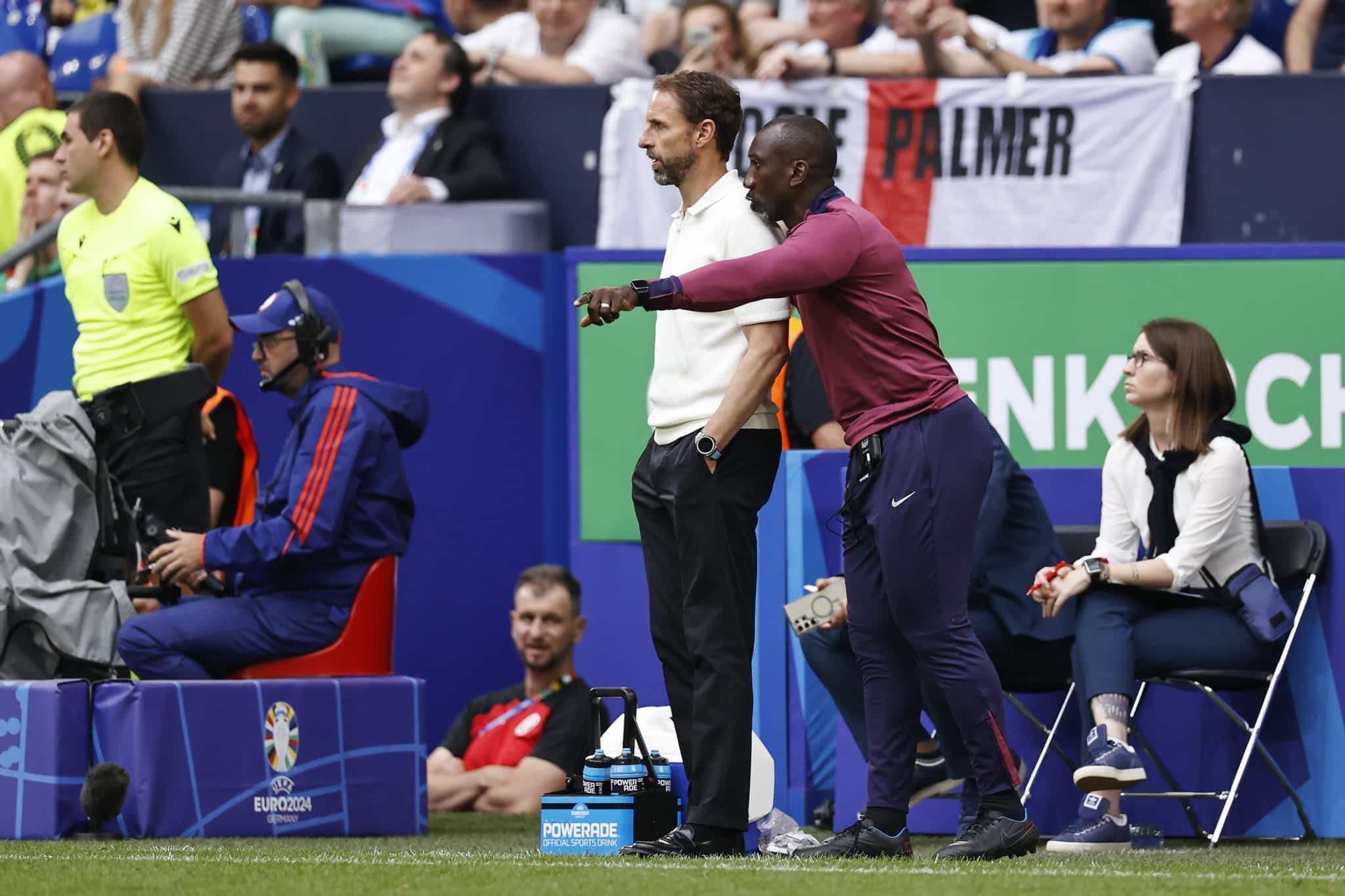 Hasselbaink e Gareth Southgate