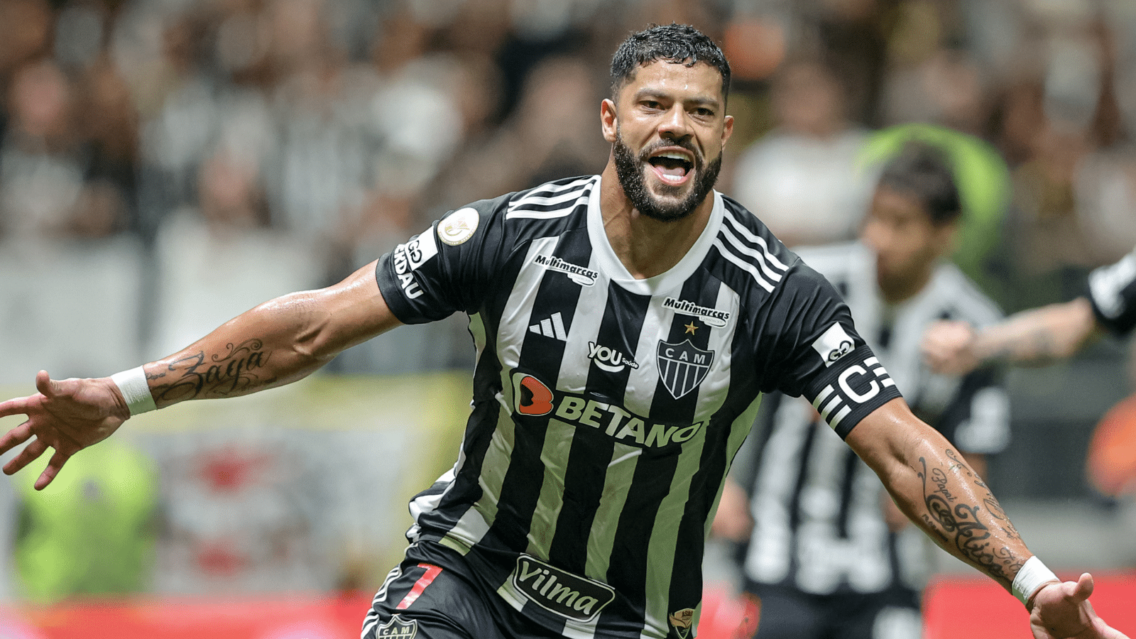 Hulk cola em Neymar no ranking de maiores artilheiros do mundo em atividade
