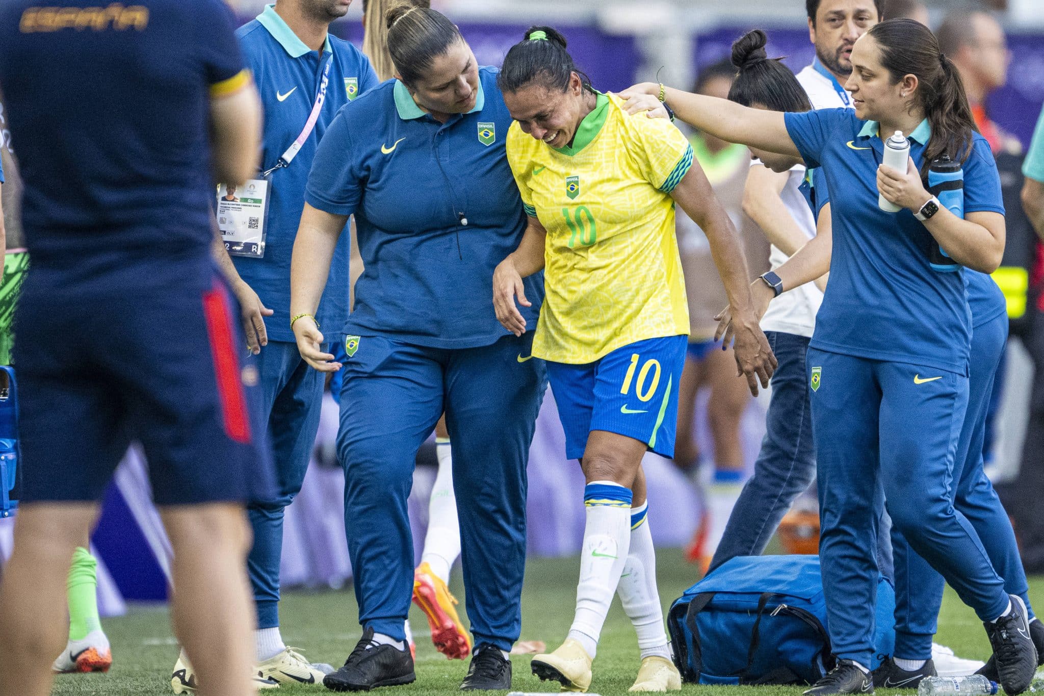 Marta chorando durante jogo do Brasil. Foto: Icon Sport