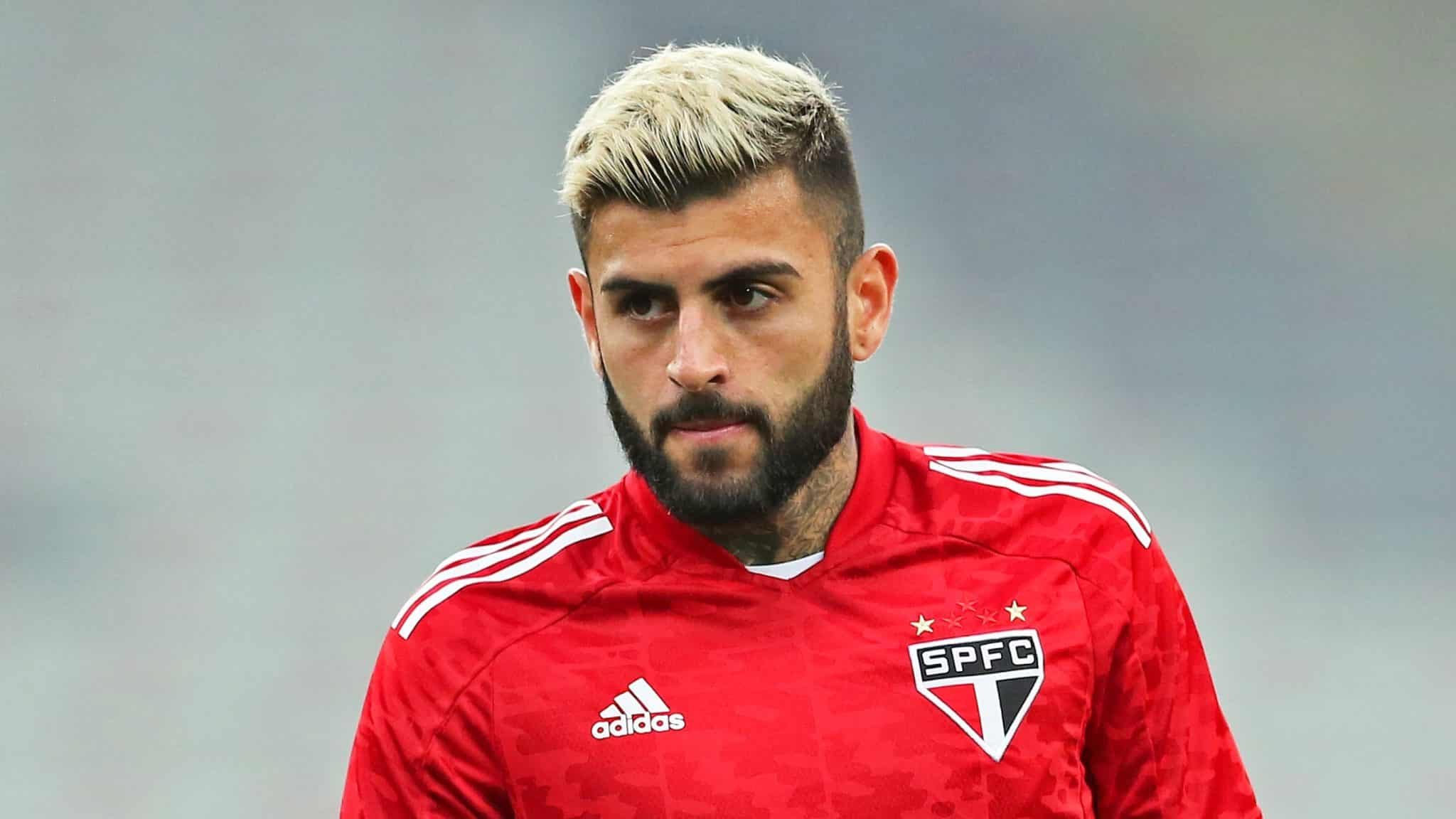 A condi&ccedil;&atilde;o que leva Zubeld&iacute;a a querer aproveitar Liziero no S&atilde;o Paulo