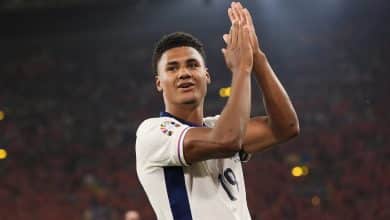 Her&oacute;i da Inglaterra afirma que a sele&ccedil;&atilde;o se parece com o Real Madrid