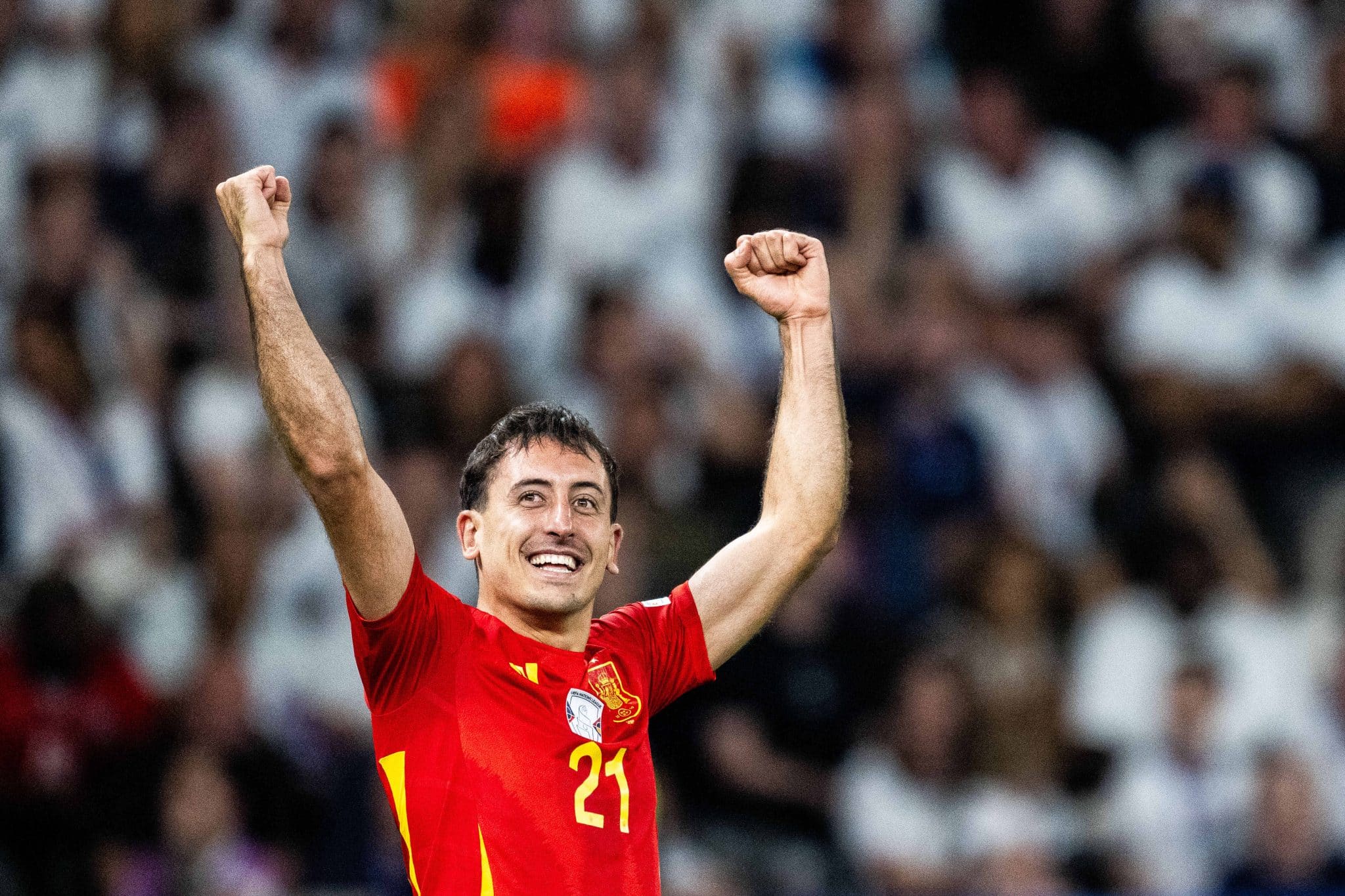 Oyarzabal, o improv&aacute;vel her&oacute;i que desafia fronteiras para decidir tetra da Espanha na Eurocopa