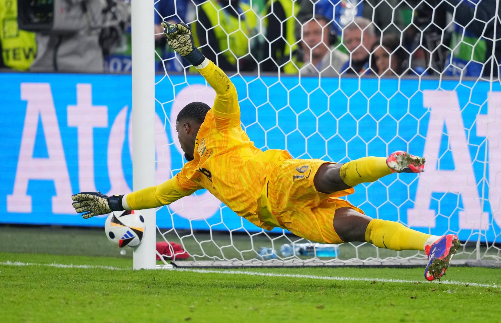 Gary Lineker e Rio Ferdinand sugerem mudan&ccedil;a radical no futebol