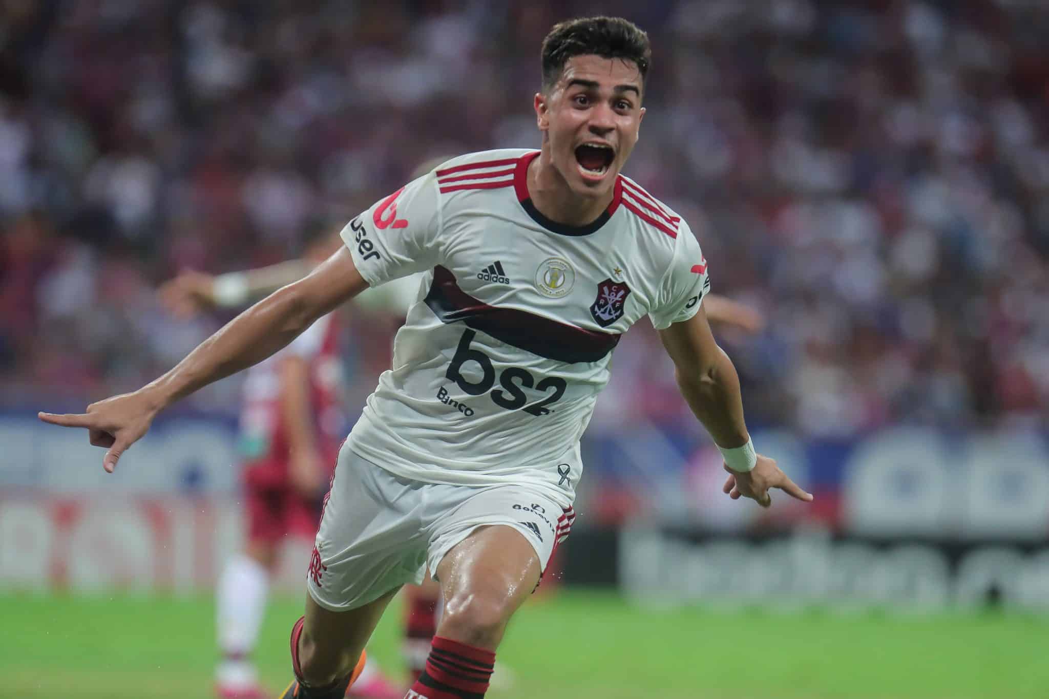 Foto: (Alexandre Vidal/Flamengo) - Reinier pelo Flamengo