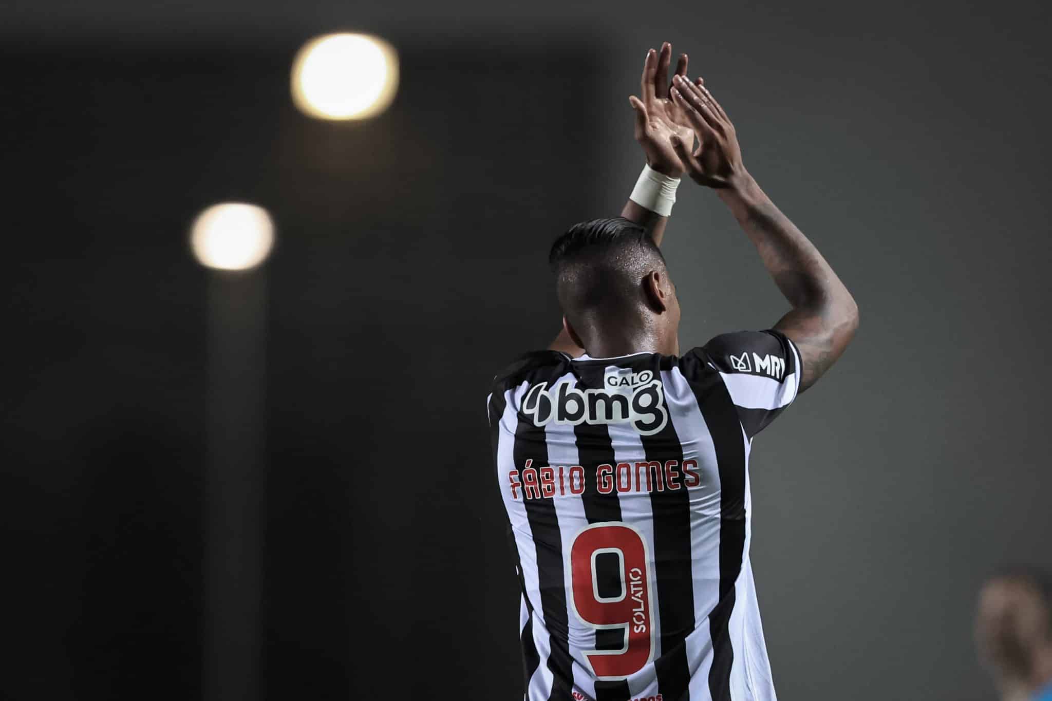 F&aacute;bio Gomes celebra gol pelo Atl&eacute;tico