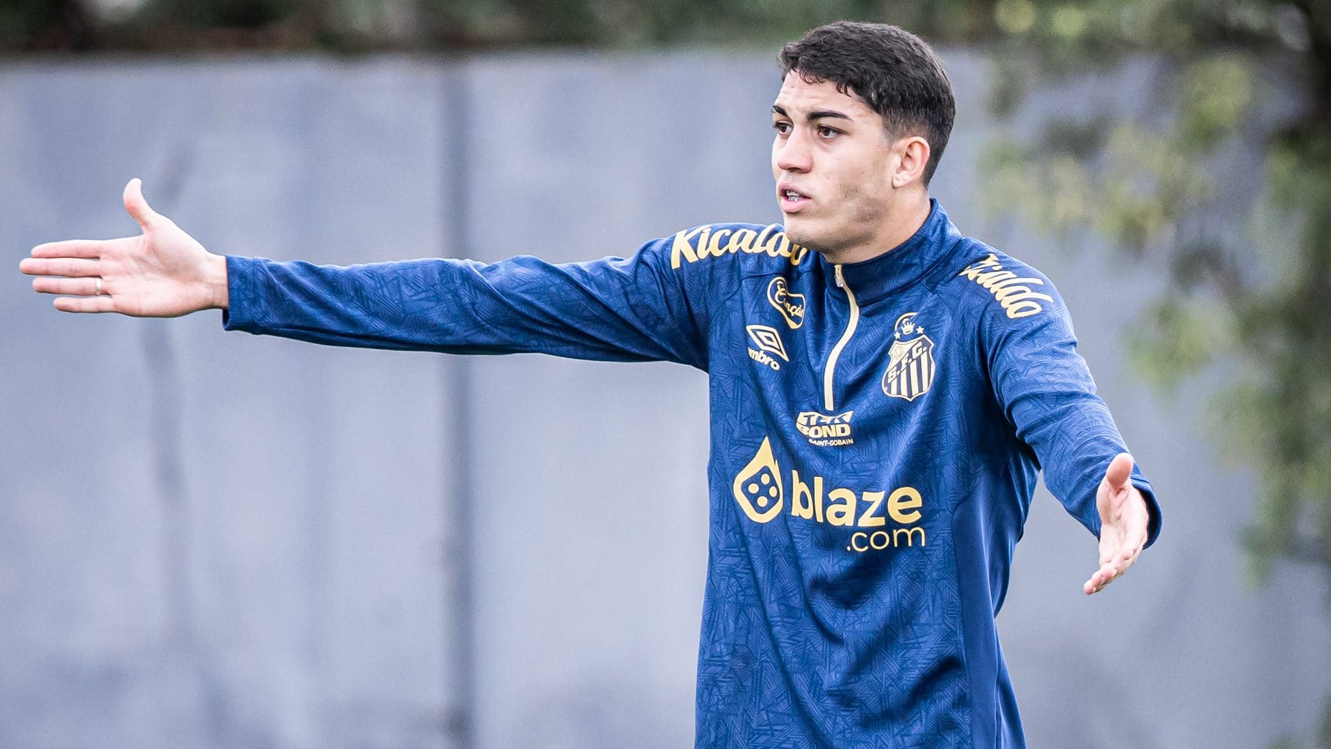 Santos: Como negocia&ccedil;&atilde;o de Jair com o Porto pode mexer com Wendel Silva e Jo&atilde;o Basso?