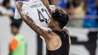 Saiba como ser&aacute; a terceira camisa do Santos para a temporada 2024/2025
