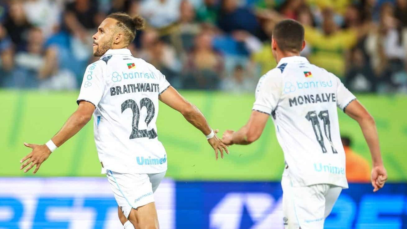 Braithwaite e Monsalve pedem passagem, mas s&oacute; um deve ser titular do Gr&ecirc;mio