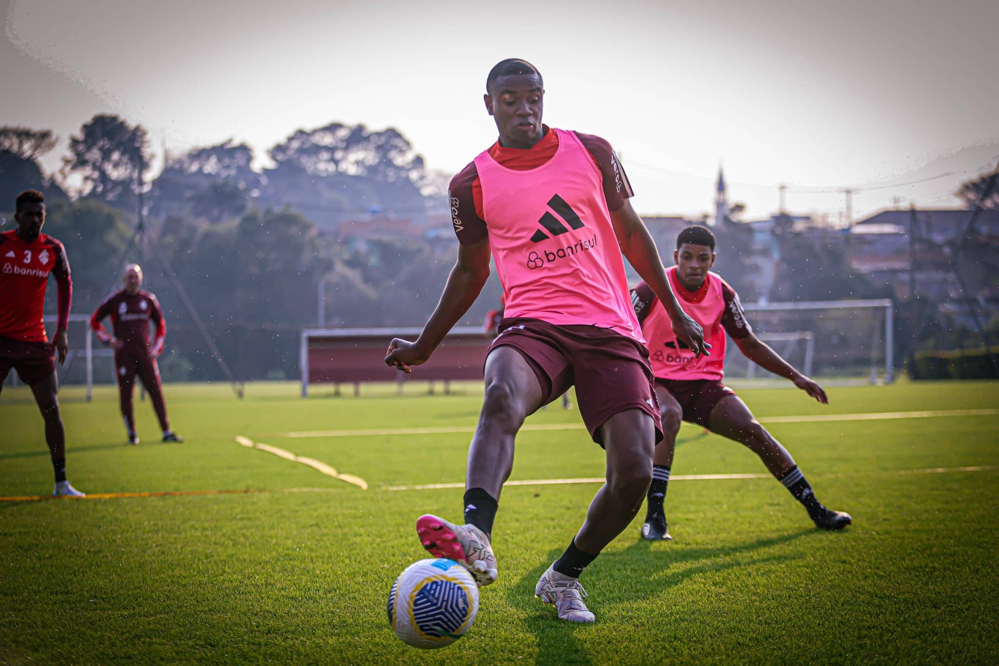 Ricardo Mathias em treinamento do Internacional no CT Morada dos Quero-Queros, em Alvorada
