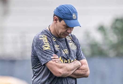 Sequ&ecirc;ncia de Carille no Santos pode depender de tr&ecirc;s Meninos da Vila