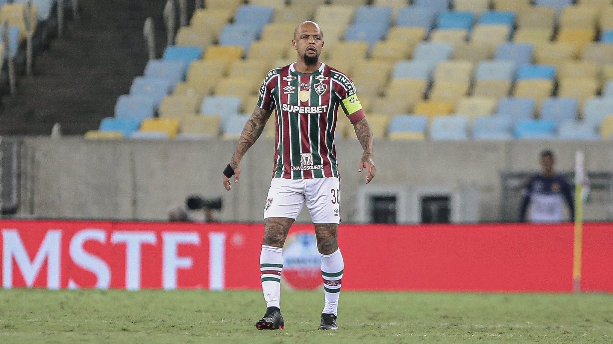 Felipe Melo voltou na Libertadores e pode ser titular contra o Atl&eacute;tico-MG - Foto: MARCELO GON&Ccedil;ALVES / FLUMINENSE FC