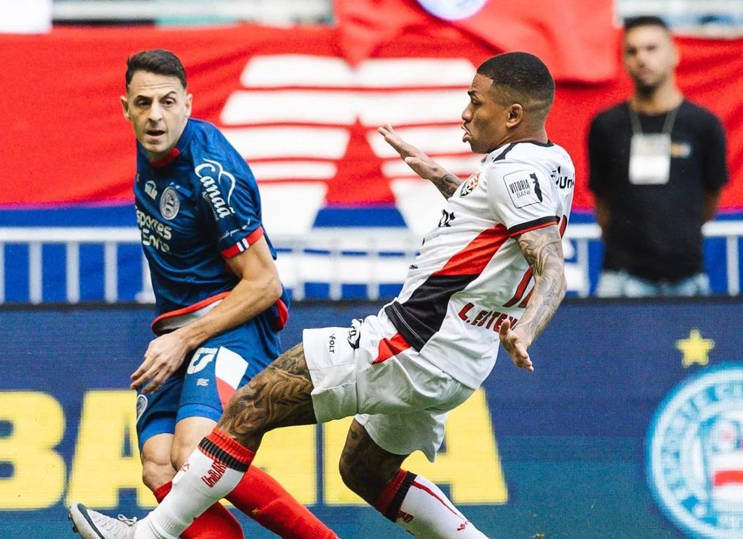 Bahia &eacute; valente e incorpora esp&iacute;rito de Everton Ribeiro para triunfar diante do Vit&oacute;ria por 2 a 0