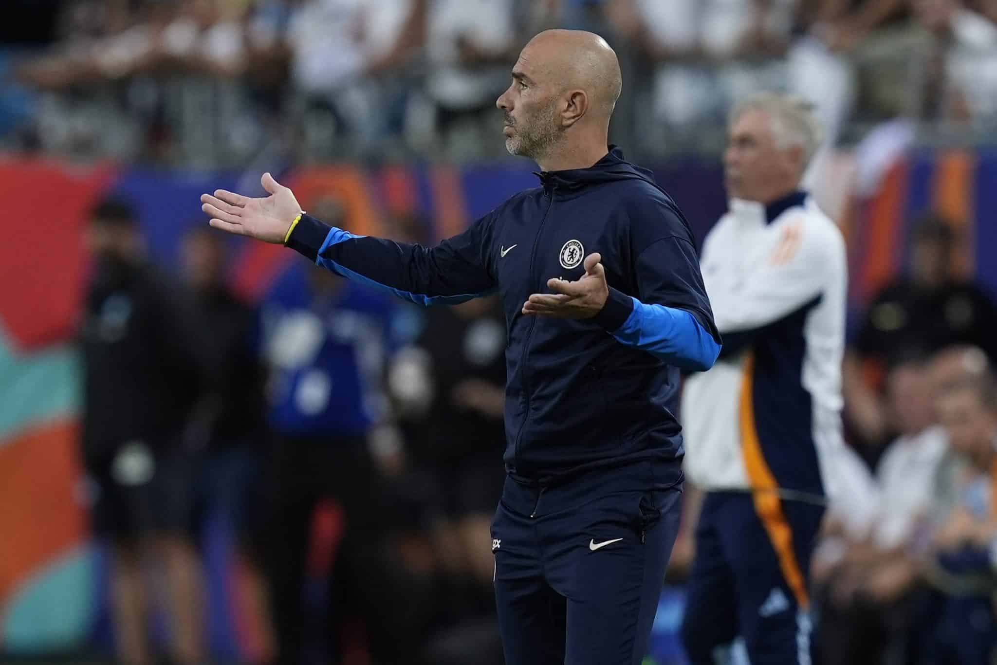 Fora at&eacute; de pr&eacute;-temporada, atacante do Chelsea enquadra t&eacute;cnico e pode deixar clube