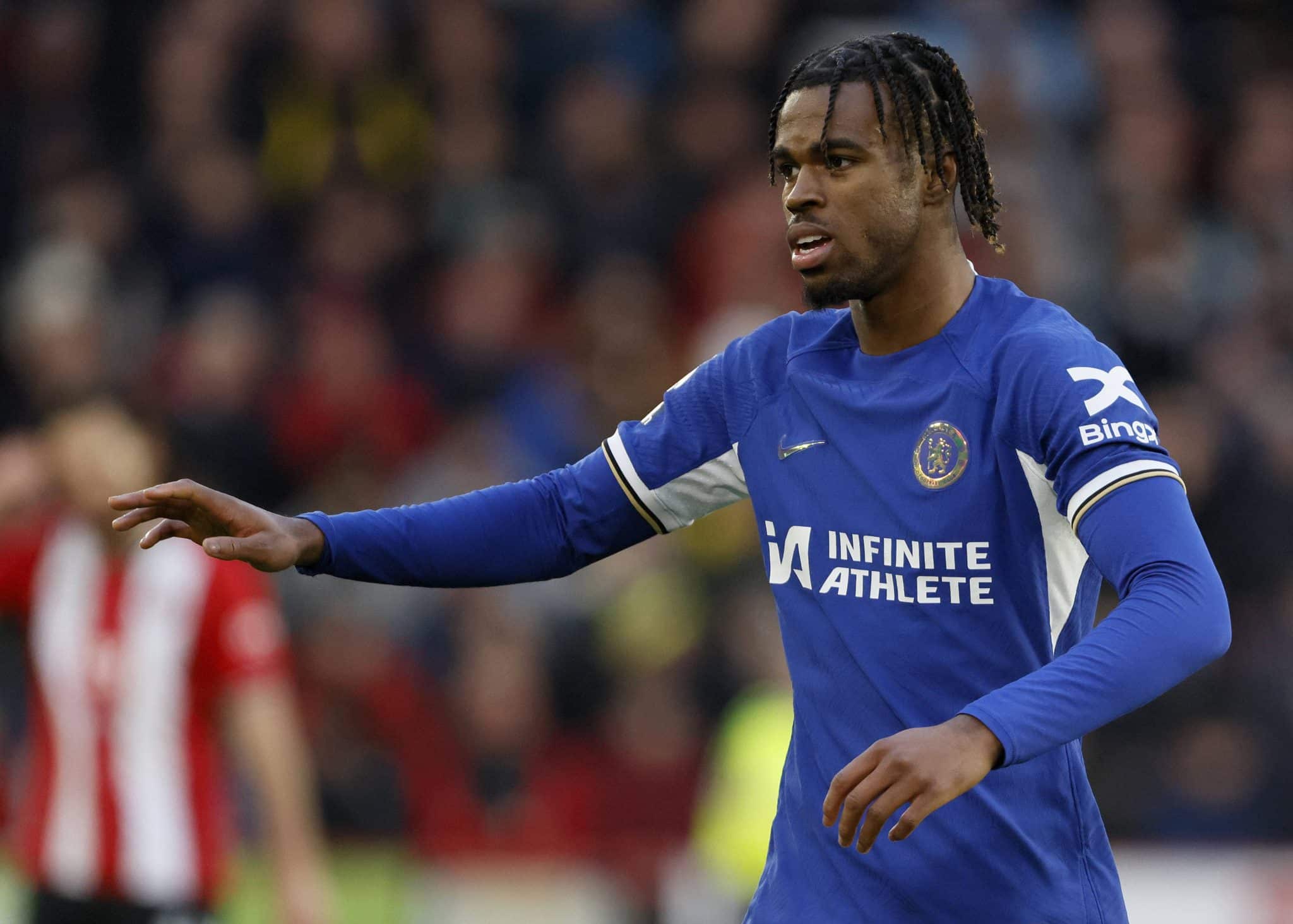 Barcelona observa Chukwuemeka de perto. No entanto, alto sal&aacute;rio do jogador impede uma aproxima&ccedil;&atilde;o maior dos espanh&oacute;is