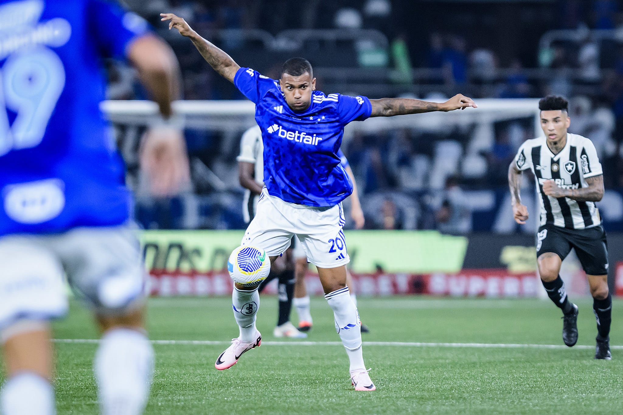 Estreia de Walace como titular do Cruzeiro pode estar se aproximando