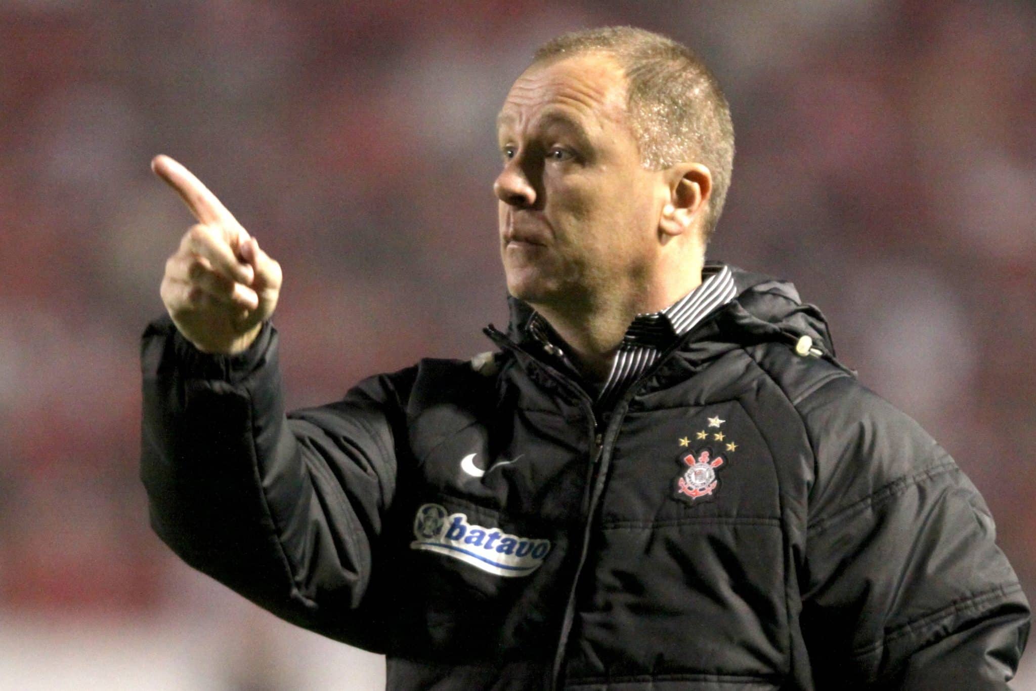 Mano Menezes assumiu o Corinthians na S&eacute;rie B e levou o clube ao t&iacute;tulo da Copa do Brasil - Foto: Icon sport