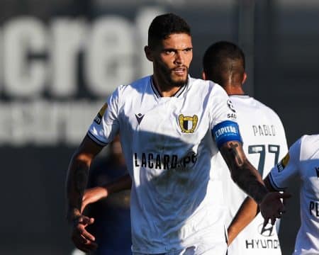 Quest&atilde;o contratual faz Riccieli recusar o Santos; entenda