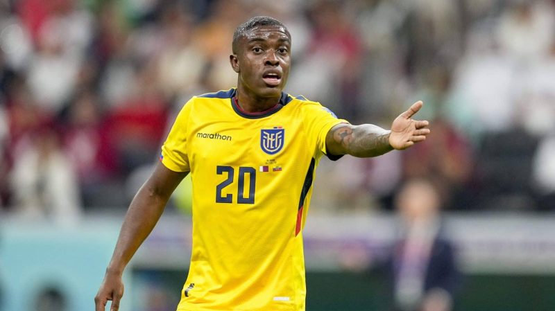 Convocado para seleção, volante que jogou Copa segue sem solução no São Paulo