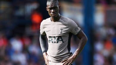 Jogador do Tottenham posta v&iacute;deo usando droga psicoativa e pode ter puni&ccedil;&atilde;o