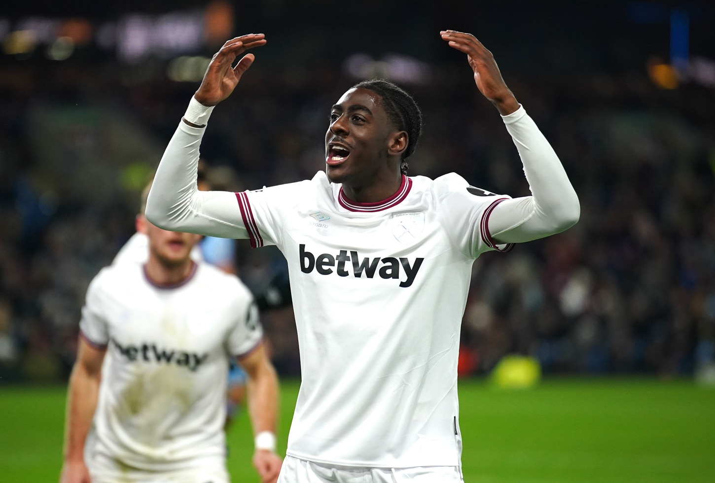 Divin Mubama foi uma das revela&ccedil;&otilde;es recentes do West Ham. Foto: Icon Sport
