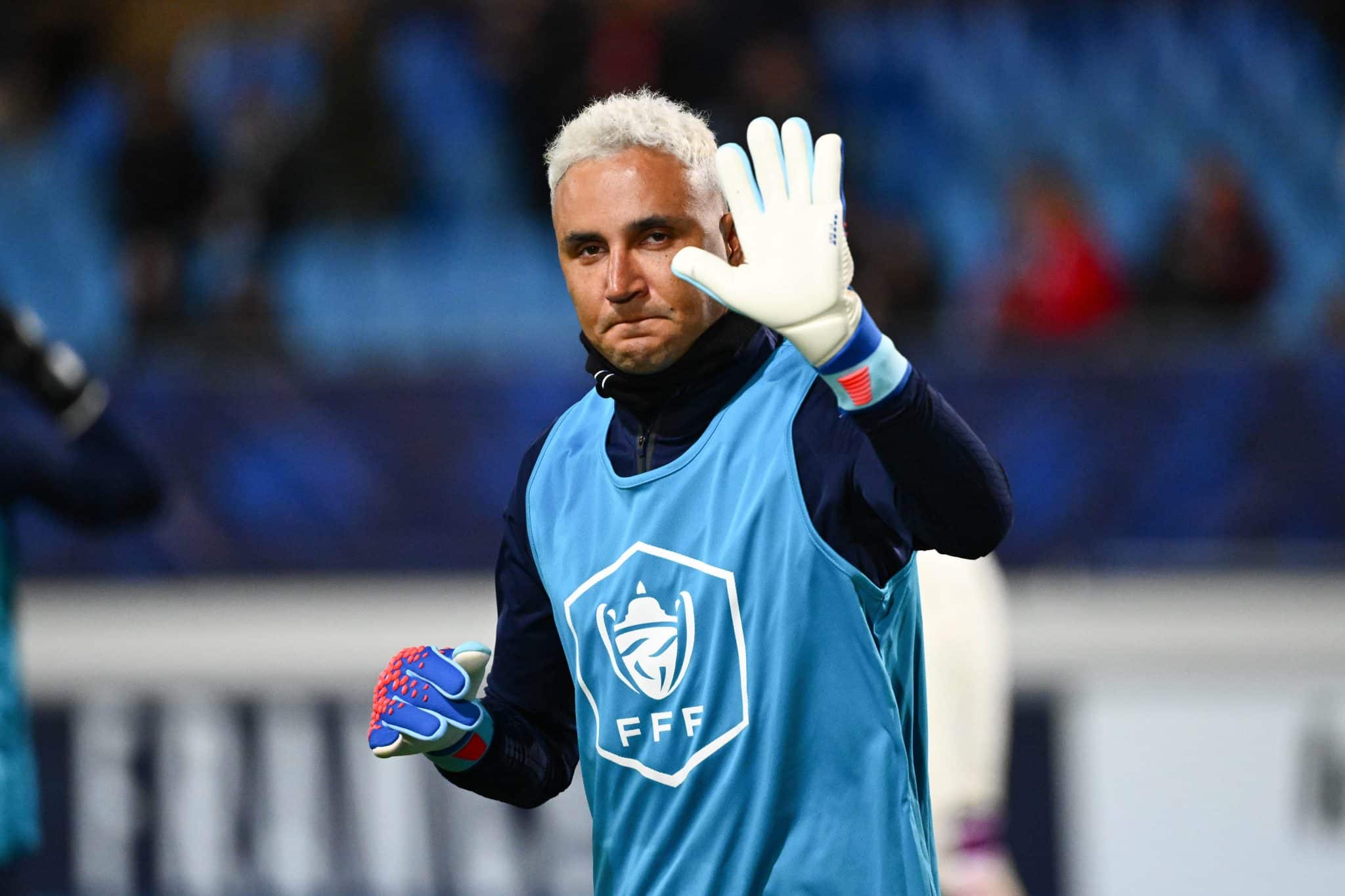 Para onde vai Keylor Navas? Goleiro n&atilde;o concretiza transfer&ecirc;ncia para a It&aacute;lia e segue livre no mercado