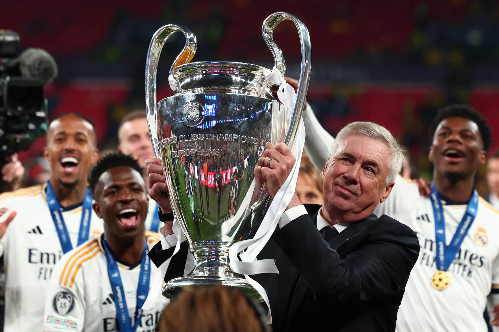 Ancelotti e Real Madrid foram campe&otilde;es da Champions League 2023/24 (Foto: Icon Sport)