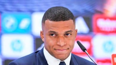 Mbapp&eacute; cobra 55 milh&otilde;es de euros do PSG por d&iacute;vidas