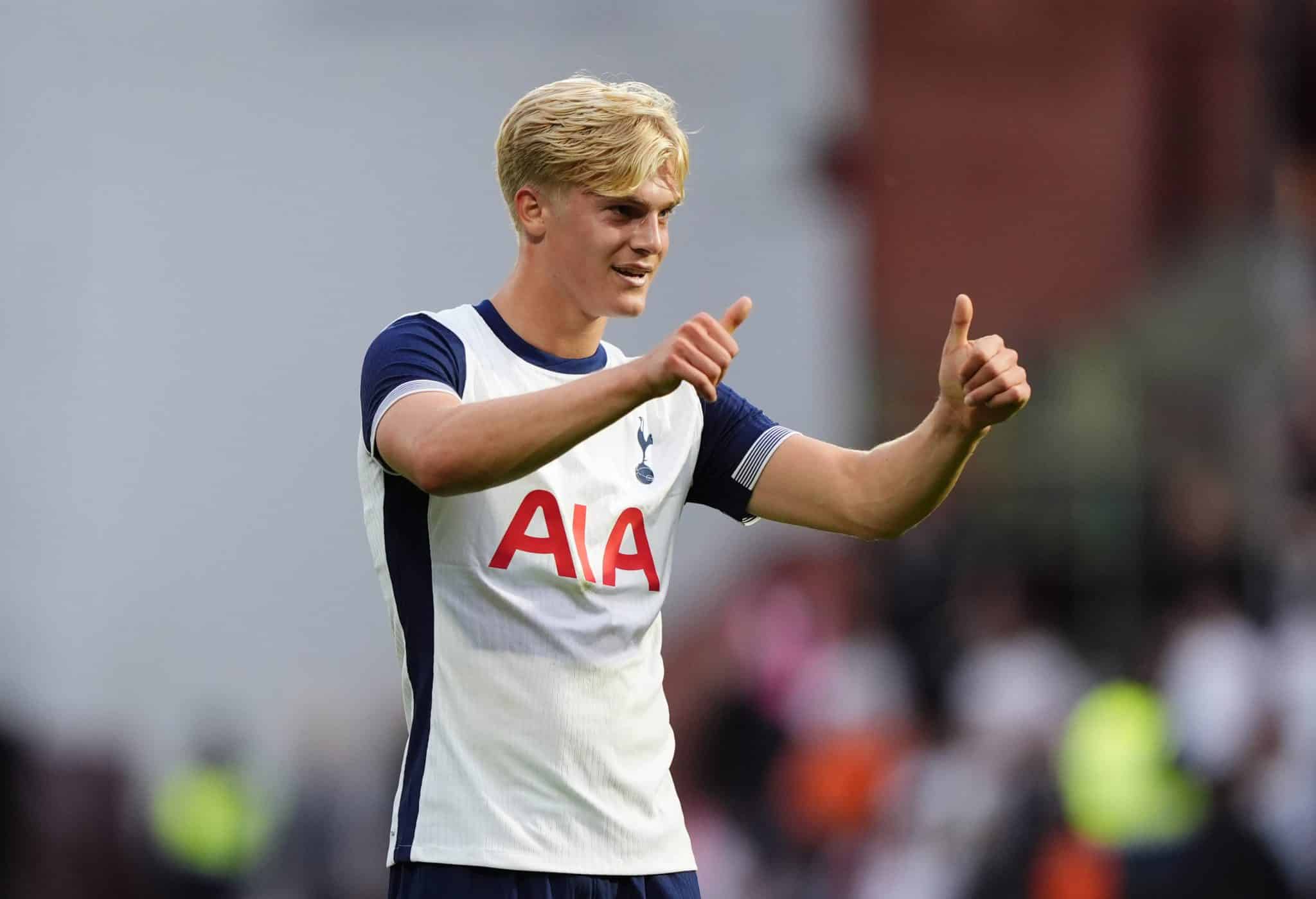 Foto: (IconSport) - Lucas Bergvall, do Tottenham