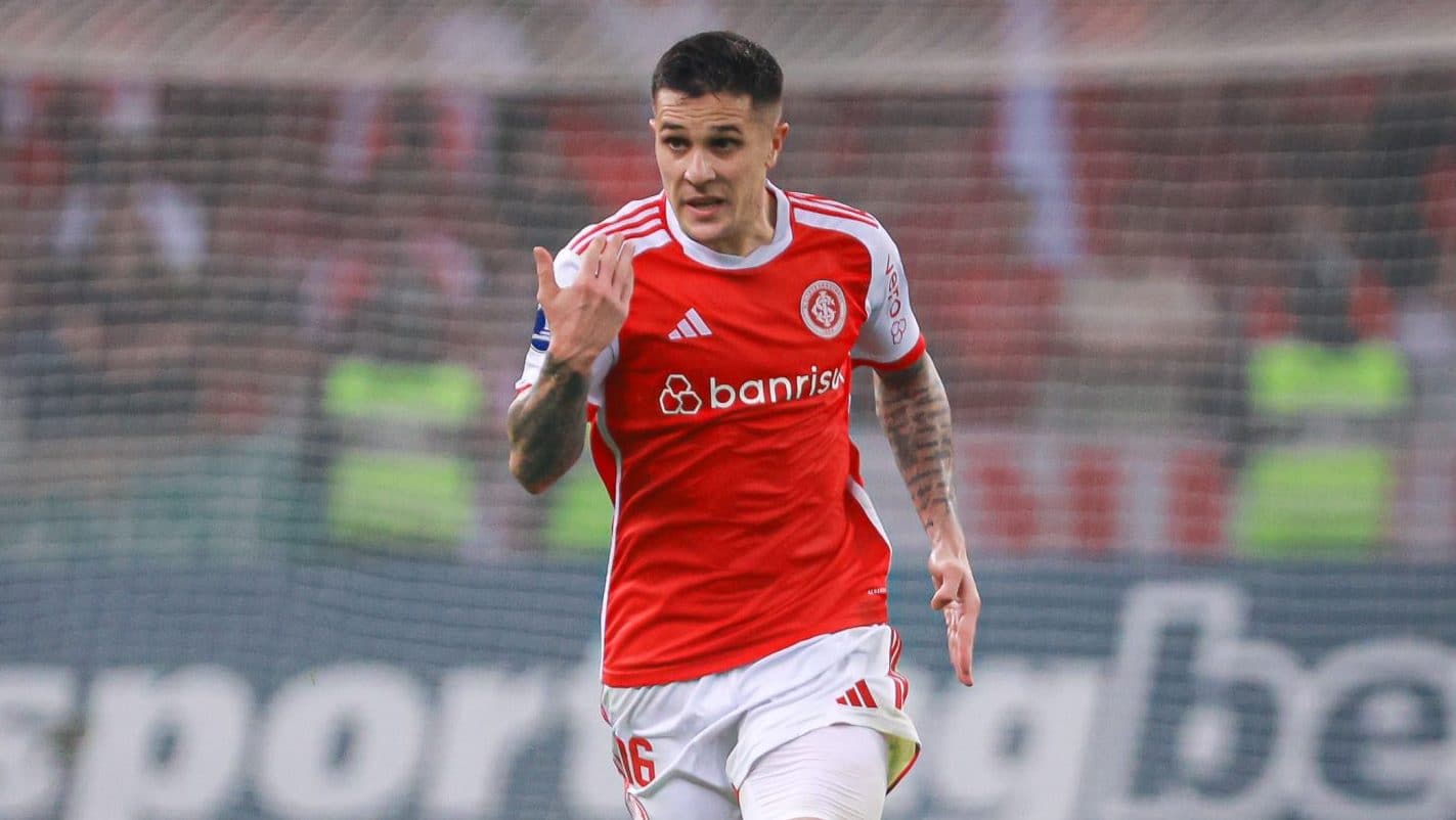 Novela Bustos se arrasta, mas Internacional j&aacute; precisa mirar em dif&iacute;cil reposi&ccedil;&atilde;o