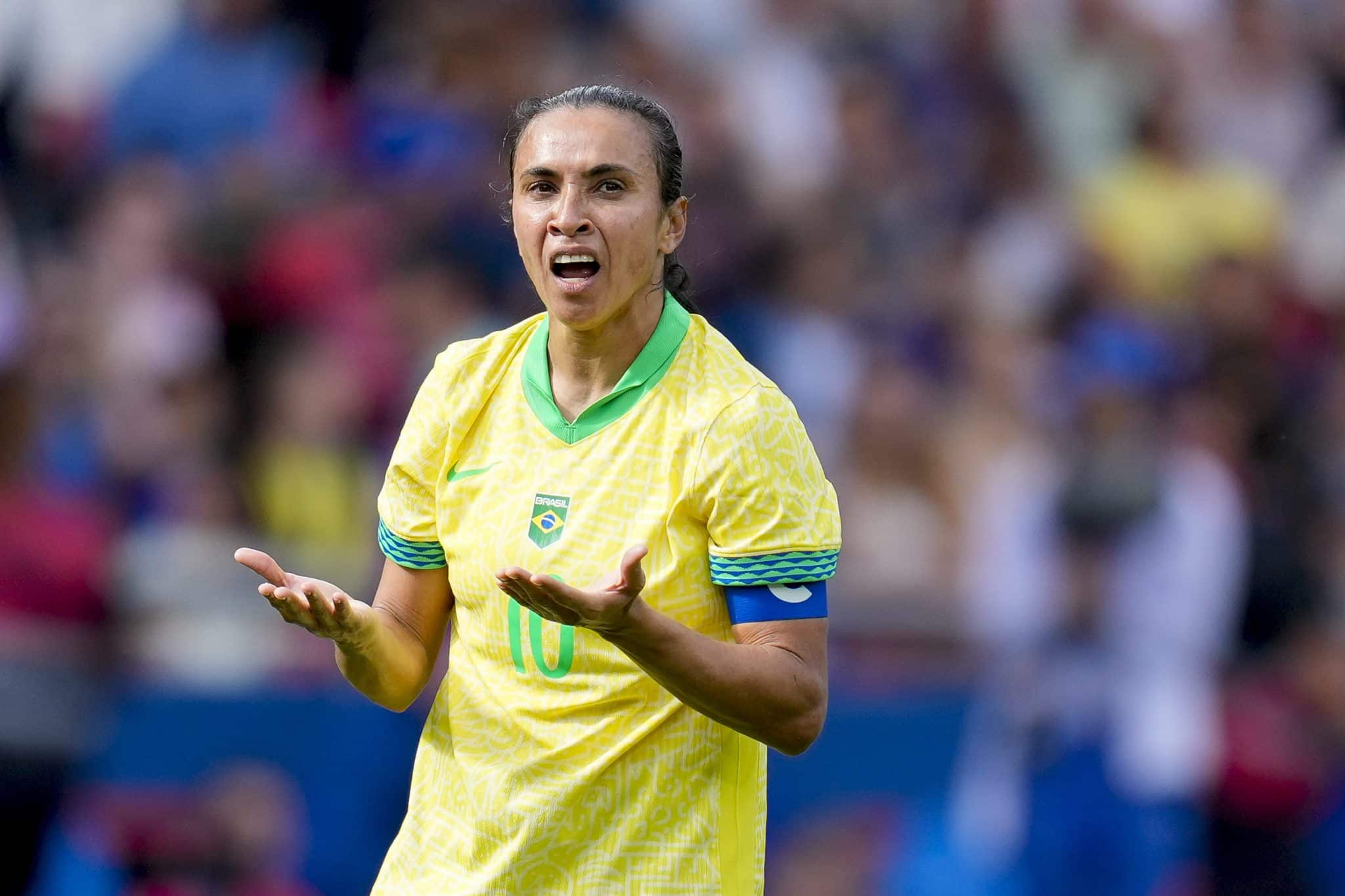 Marta titular ou reserva: o que &eacute; melhor para o Brasil? Chegamos a uma conclus&atilde;o