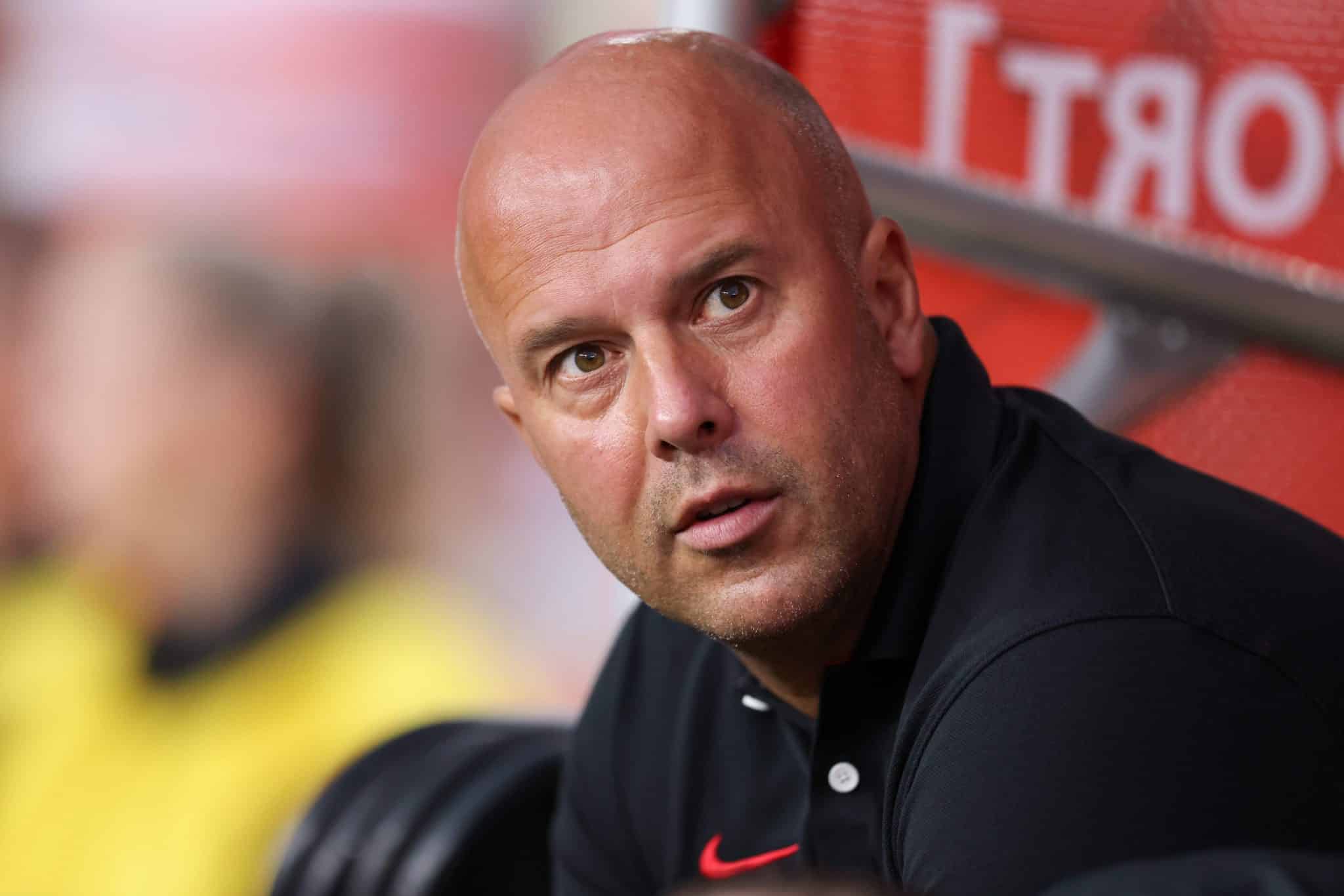 Liverpool tenta sair da in&eacute;rcia e mira contrata&ccedil;&atilde;o de meia campe&atilde;o da Eurocopa