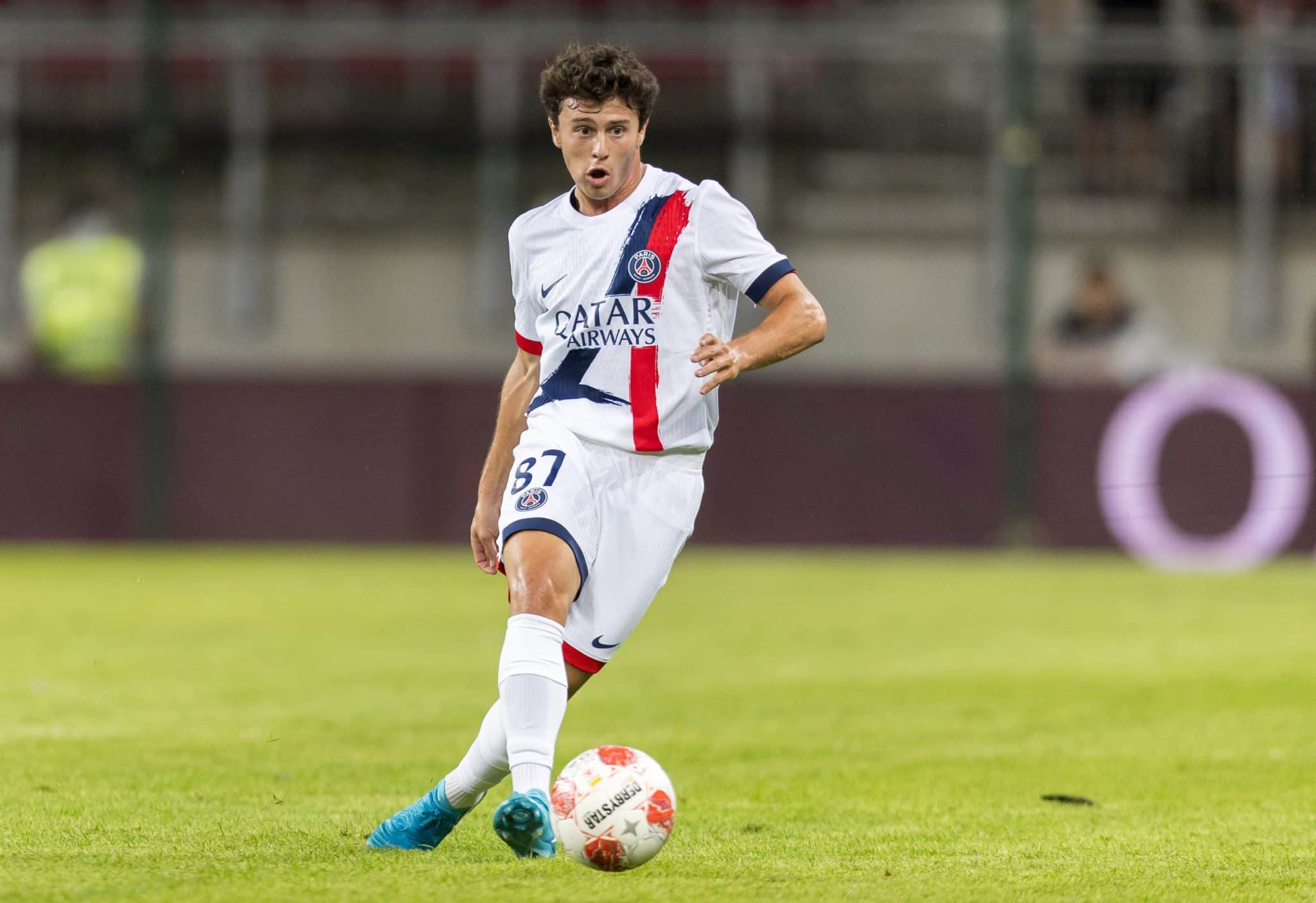 Jo&atilde;o Neves &eacute; a grande contrata&ccedil;&atilde;o do PSG para a temporada 2024/2025. Foto: Icon Sport
