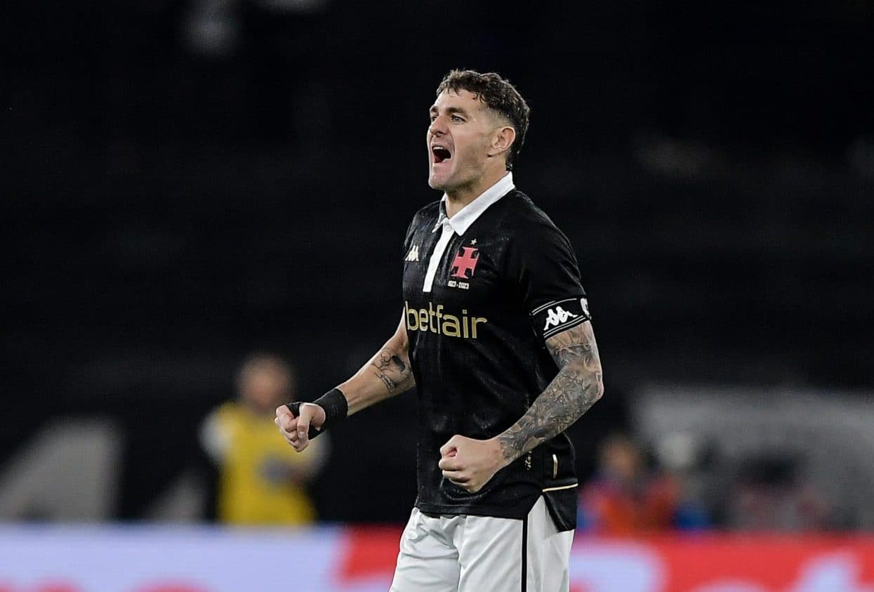 N&atilde;o foi s&oacute; o gol: Vegetti foi o s&iacute;mbolo da vit&oacute;ria do Vasco sobre o Fluminense