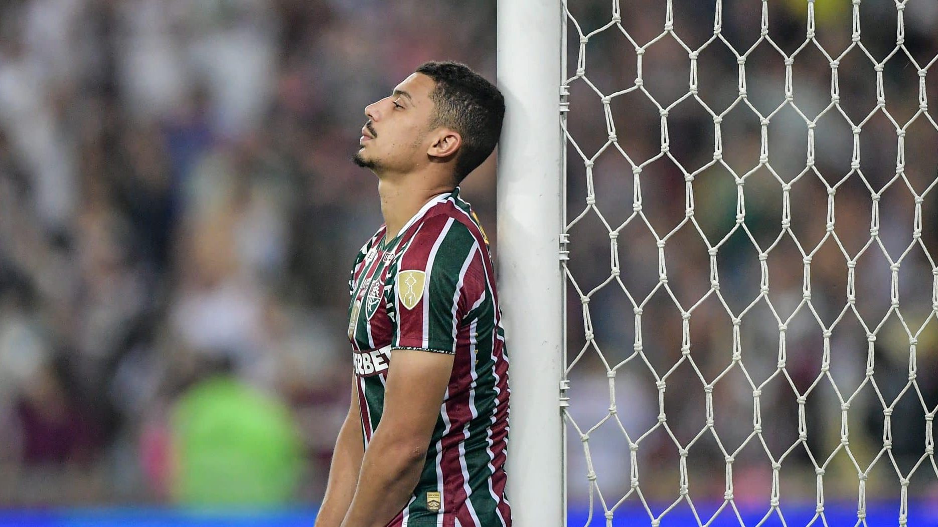 A emo&ccedil;&atilde;o de Andr&eacute; na classifica&ccedil;&atilde;o do Fluminense na Libertadores: noite foi mesmo sua despedida do clube - Foto: Icon sport