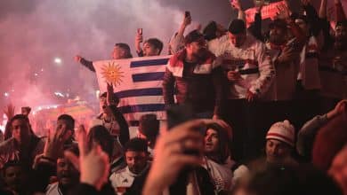 L&aacute;grimas em campo, fogos azuis e aplausos: MorumBIS se emociona em homenagens para Izquierdo