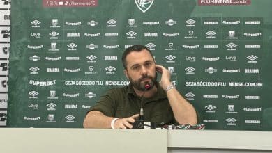 Presidente do Fluminense detona Daronco: &lsquo;Precisa encerrar a carreira&rsquo;