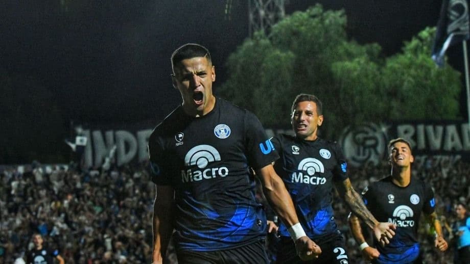 Alex Arce Independiente Rivadavia