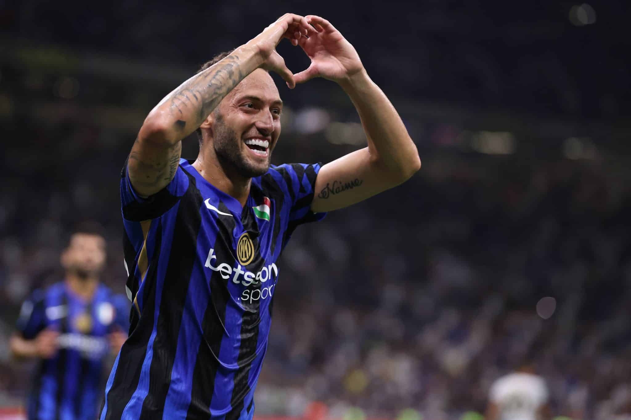 Internazionale bate o Lecce por 2 a 0 e dorme na lideran&ccedil;a da Serie A