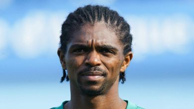 Algoz ol&iacute;mpico do Brasil de Ronaldo e Rivaldo, Kanu completa 48 anos